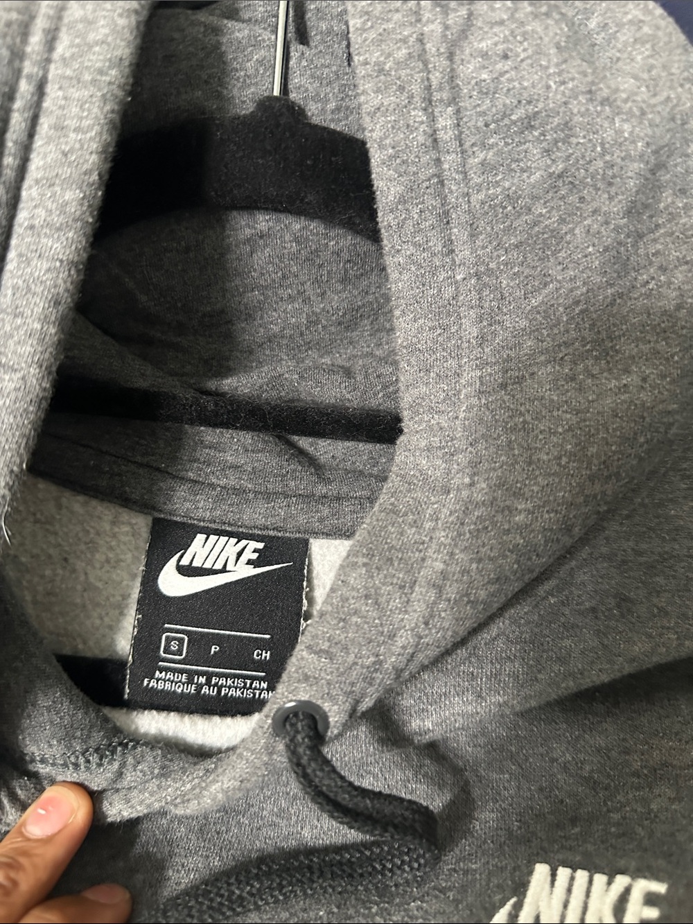 Men Sweater Subcategory - Picture 5 of 5